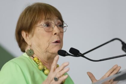 Imagen de archivo de la expresidenta de Chile Michelle Bachelet. EFE/ Sáshenka Gutiérrez