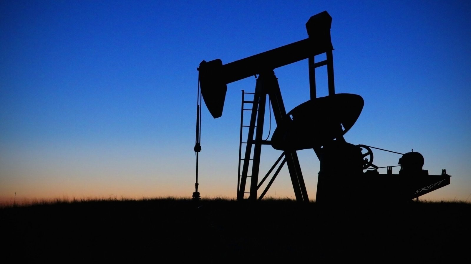 El Brent ha experimentó una caída cercana al 6%. | Foto: Pixabay
