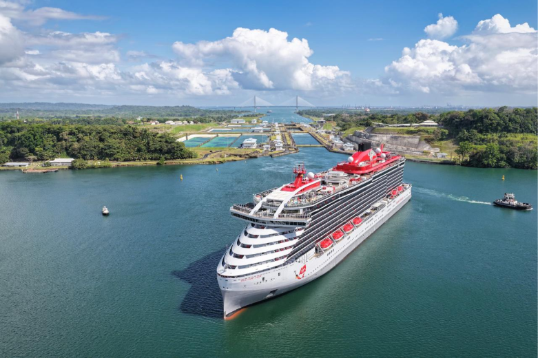 El crucero neopanamax 'Brilliant Lady tiene una capacidad para más de 2,700 pasajeros. | Foto: Cortesía de ACP'